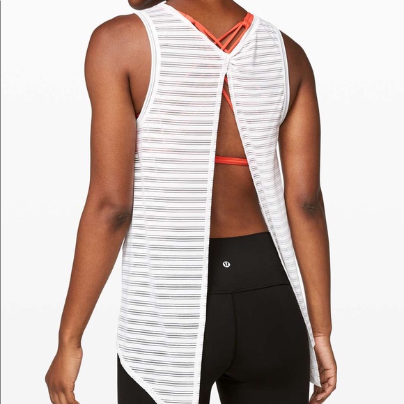Lululemon Meet Halfway Tank *Striped Light Grey - Picture 6 of 8
